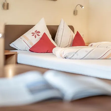 Appartementhaus Im Winkel 招待所 索尔登