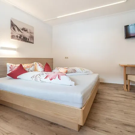 Pensionat Appartementhaus Im Winkel Sölden